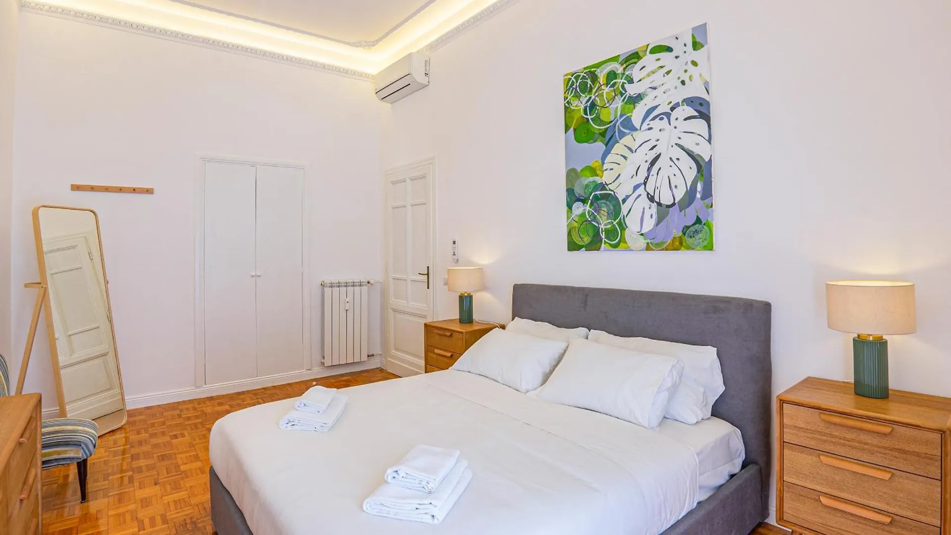 רומא Domus San Giovanni Elegant Apartment