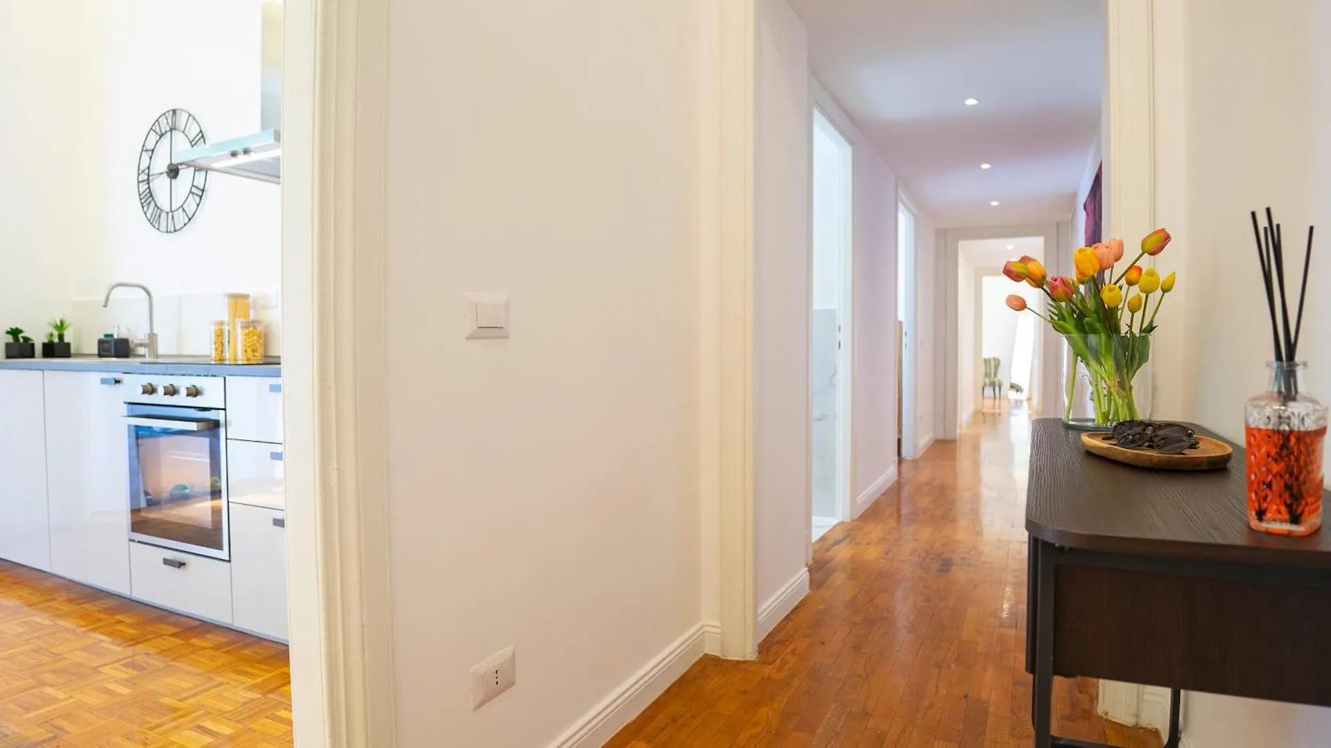 Domus San Giovanni Elegant Apartment Rome