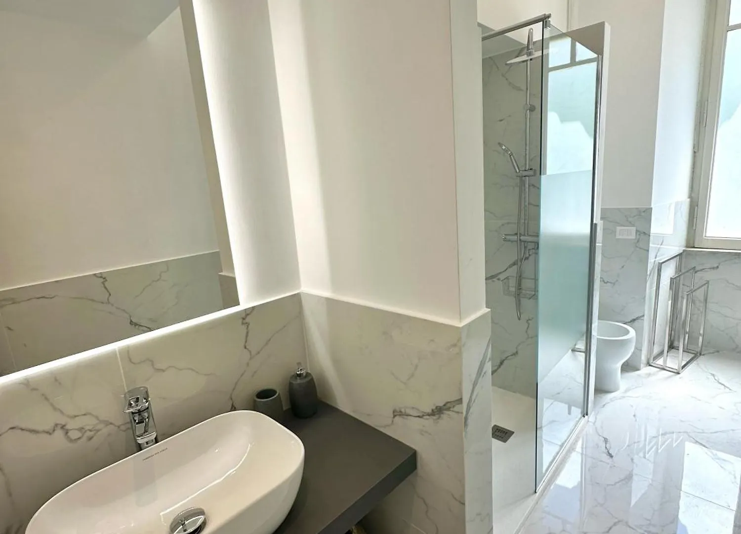 Domus San Giovanni Elegant Apartment Rome